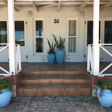 Leisure By The Sea Apartment Kleinmond ภายนอก รูปภาพ