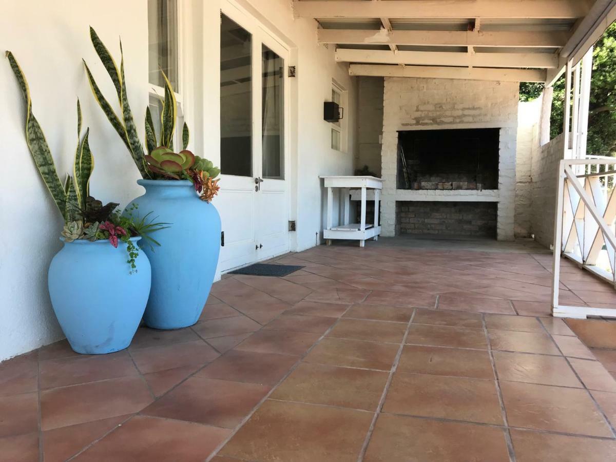 Leisure By The Sea Apartment Kleinmond ภายนอก รูปภาพ